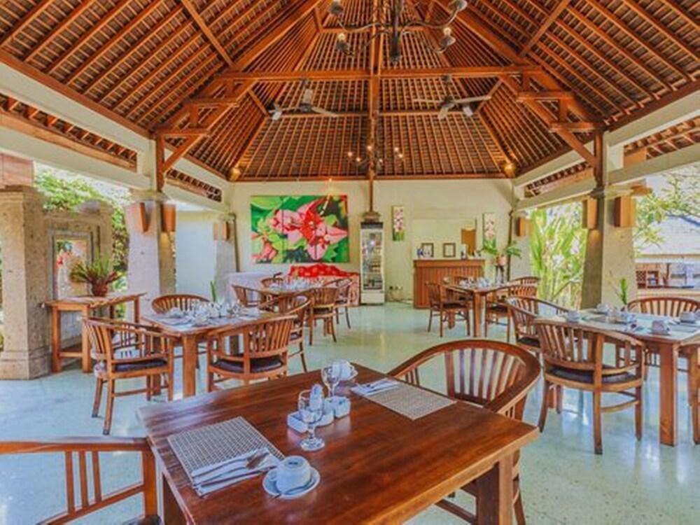 Villa Victoria Kuta Lombok Exterior foto